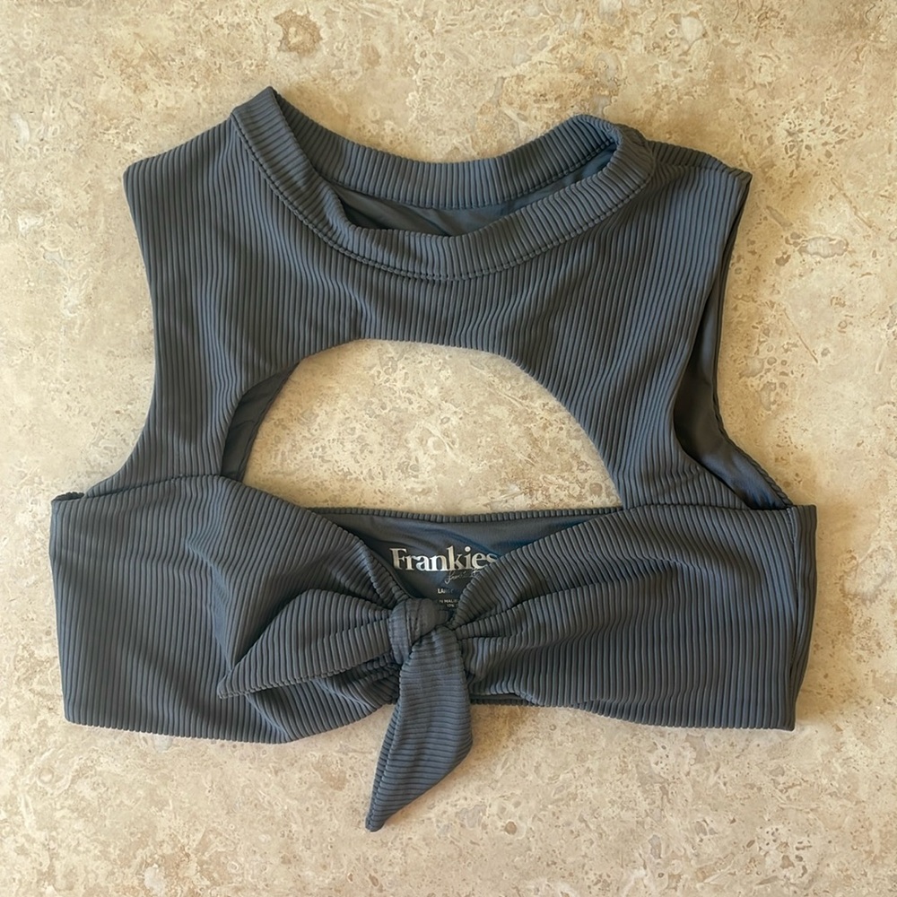 New Frankie’s Bikini Top